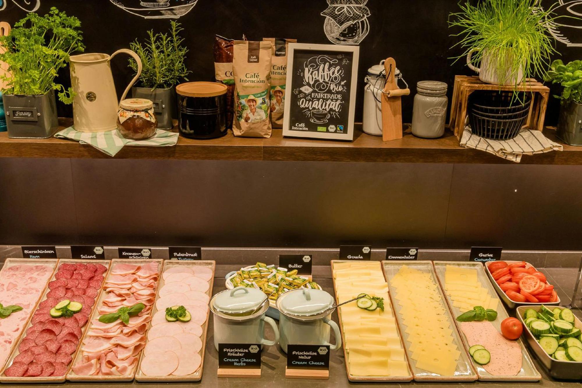 Motel One Barcelona-Ciutadella — Fotos 1